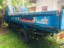 https://riyasewana.com/uploads/isuzu-elf-350-2413510917425.jpg