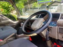 https://riyasewana.com/uploads/isuzu-elf-350-301528026664.jpg