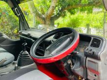 https://riyasewana.com/uploads/isuzu-elf-350-311044296964.jpg