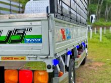 https://riyasewana.com/uploads/isuzu-elf-350-320211317364.jpg