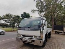 Isuzu Elf 2004 Lorry