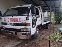 Isuzu ELF 1990 Lorry