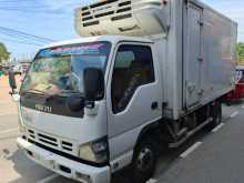 Isuzu ELF 450 2005 Lorry