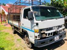 Isuzu Elf 1982 Lorry