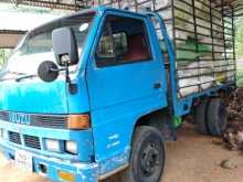 Isuzu ELF 1982 Lorry