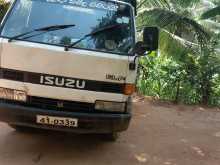 Isuzu Elf 1981 Lorry