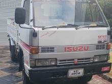 Isuzu ELF 1985 Lorry