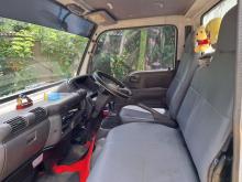 https://riyasewana.com/uploads/isuzu-elf-610275017065.jpg