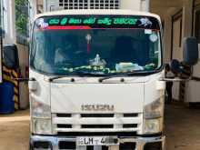 Isuzu ELF 2011 Lorry