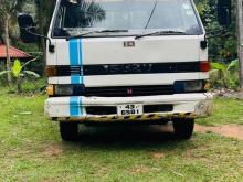 Isuzu Elf 1988 Lorry