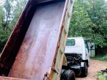 https://riyasewana.com/uploads/isuzu-elf-6185605965.jpg
