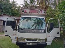 Isuzu ELF 2004 Lorry
