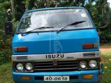 Isuzu Elf 1980 Lorry