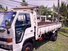 https://riyasewana.com/uploads/isuzu-elf-71235586532.jpg