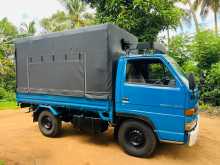 Isuzu ELF 1974 Lorry
