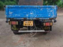 https://riyasewana.com/uploads/isuzu-elf-8183127496377.jpg