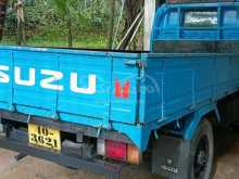 Isuzu ELF 1980 Lorry