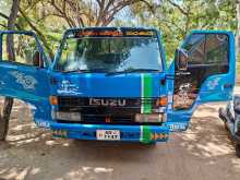 Isuzu ELF 1980 Lorry