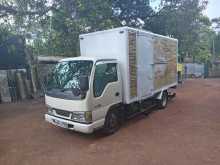 Isuzu ELF 2003 Lorry