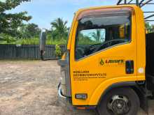 Isuzu ELF 2012 Lorry