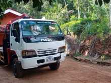Isuzu Elf Boom 2000 Lorry