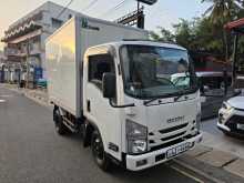 Isuzu ELF 10.5 Feet 2011 Lorry