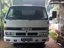 Isuzu ELF 1987 Lorry