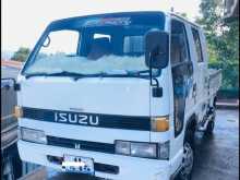 Isuzu ELF 1981 Crew Cab