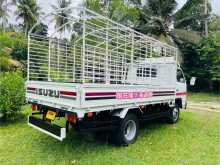 https://riyasewana.com/uploads/isuzu-elf-custom-1993-214361612464.jpg