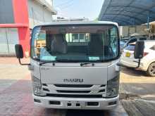 https://riyasewana.com/uploads/isuzu-elf-drop-2016-2418153412692.jpg