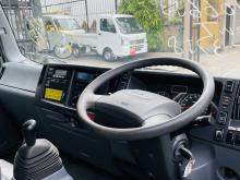 https://riyasewana.com/uploads/isuzu-elf-freezer-1115471217205.jpg