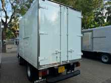 https://riyasewana.com/uploads/isuzu-elf-freezer-2005-139285912854.jpg