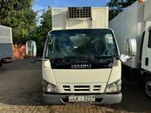 Isuzu Elf Freezer Truck 10.5 Feet 2005 Lorry