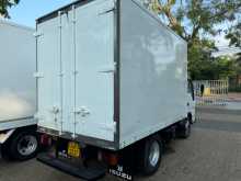 https://riyasewana.com/uploads/isuzu-elf-freezer-2005-511185312184.jpg