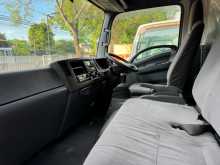 https://riyasewana.com/uploads/isuzu-elf-freezer-2009-511545612613.jpg