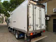 https://riyasewana.com/uploads/isuzu-elf-freezer-2012-511343012443.jpg