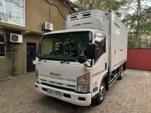 Isuzu Elf Freezer Truck 14.5 Feet 2012 Lorry