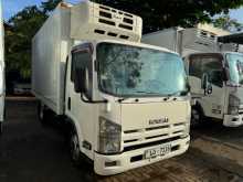 Isuzu Elf Freezer Truck 14.5 Feet 2013 Lorry