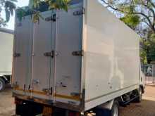 https://riyasewana.com/uploads/isuzu-elf-freezer-2013-57422512444.jpg