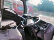 https://riyasewana.com/uploads/isuzu-elf-freezer-2013-57422512602.jpg