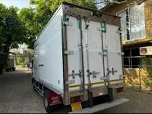 https://riyasewana.com/uploads/isuzu-elf-freezer-2013-67255812294.jpg