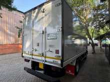 https://riyasewana.com/uploads/isuzu-elf-freezer-2014-138454412904.jpg