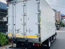 https://riyasewana.com/uploads/isuzu-elf-freezer-2017-1115465212323.jpg