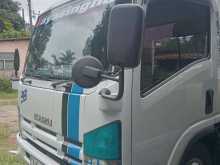 https://riyasewana.com/uploads/isuzu-elf-freezer-251443244042.jpg