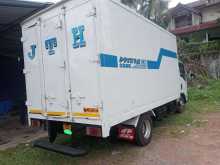 https://riyasewana.com/uploads/isuzu-elf-freezer-251443245003.jpg
