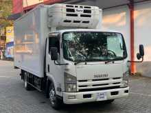 Isuzu Elf Freezer 2012 Lorry