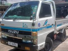 Isuzu ELF NHR 1990 Lorry