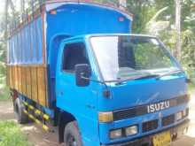 Isuzu ELF NKR 1985 Lorry