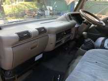 https://riyasewana.com/uploads/isuzu-elf-nkr-2001-2510141212454.jpg