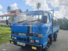 https://riyasewana.com/uploads/isuzu-elf-single-790051415287.jpg